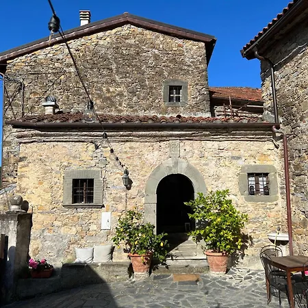 Prázdninový dům Borgo Di Quarazzana House For Large Groups Tuscany Agnino